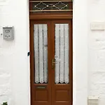 Casetta Nel Centro Storico Di *