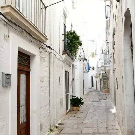 דירה Casetta Nel Centro Storico Di צ'יסטרנינו