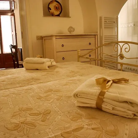 Casetta Nel Centro Storico Di 公寓