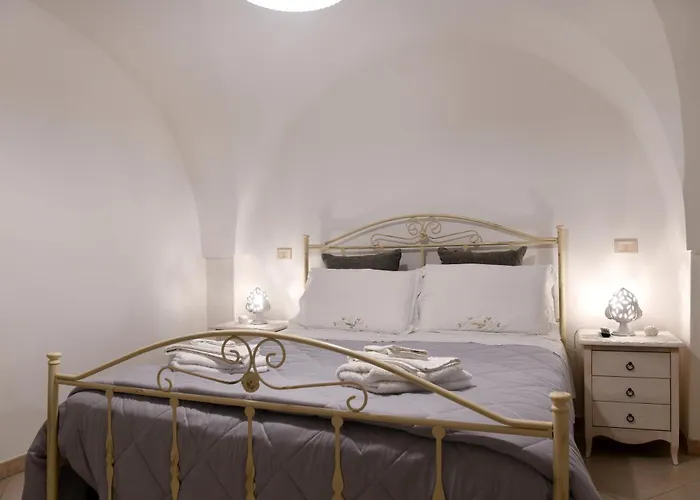 Casetta Nel Centro Storico Di Daire Cisternino